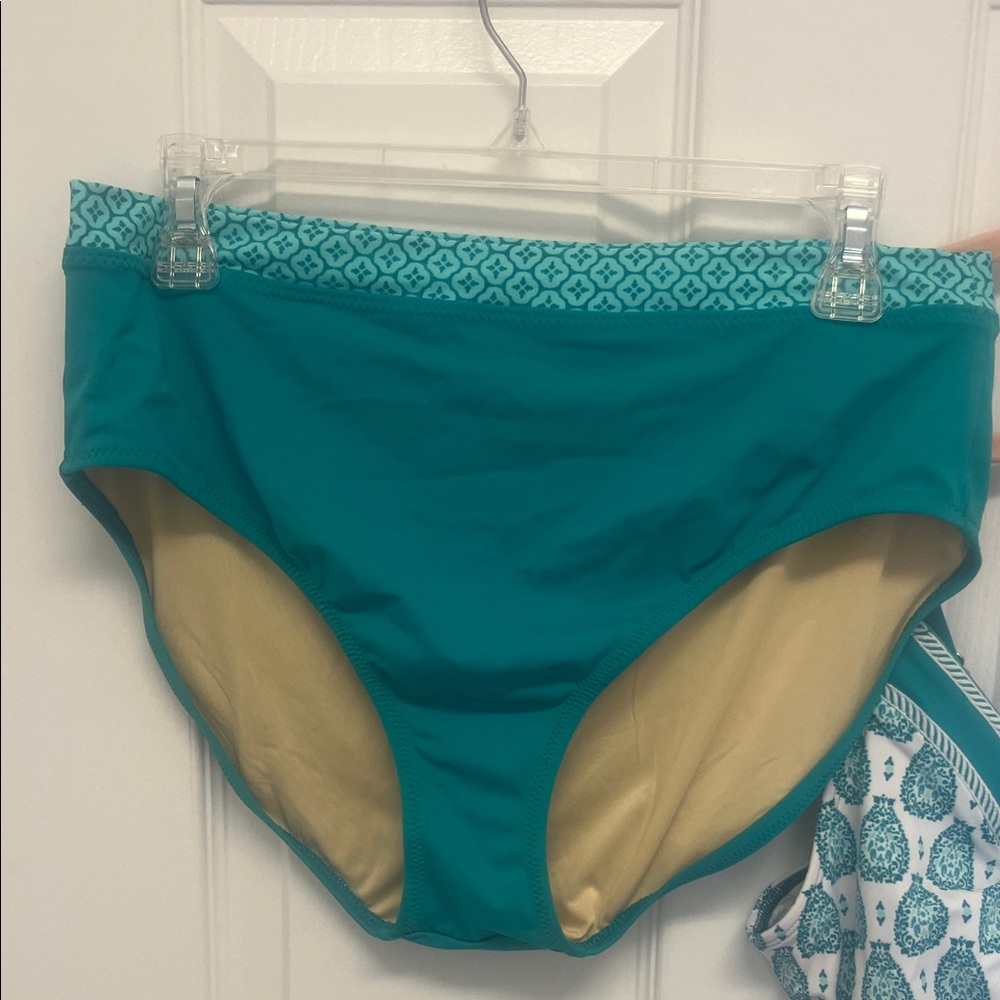 Talbots Teal and White Printed Tankini with Solid Teal Bottoms - Picture 3 of 5